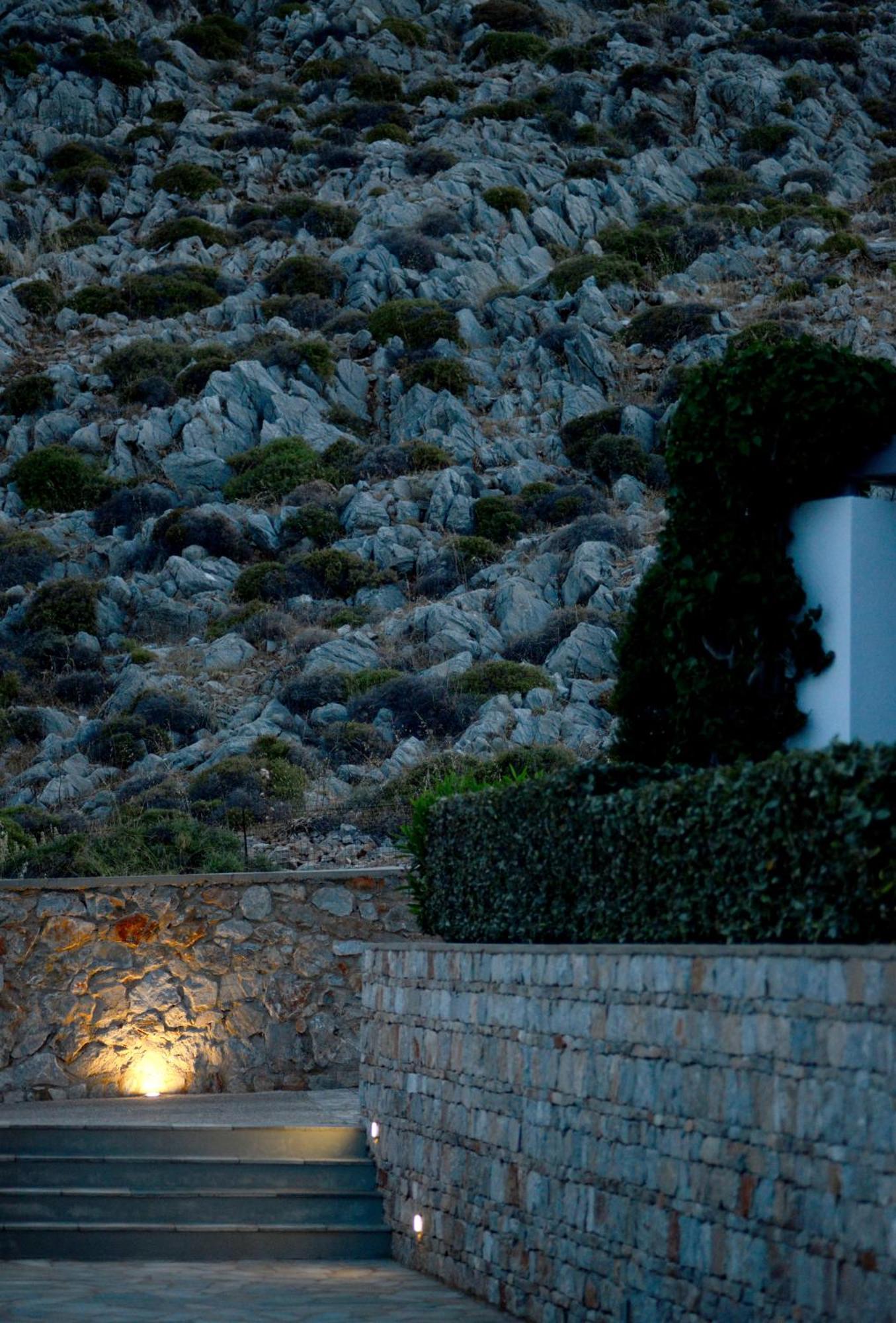 Anemi Folegandros Karavostasis (Folegandros)