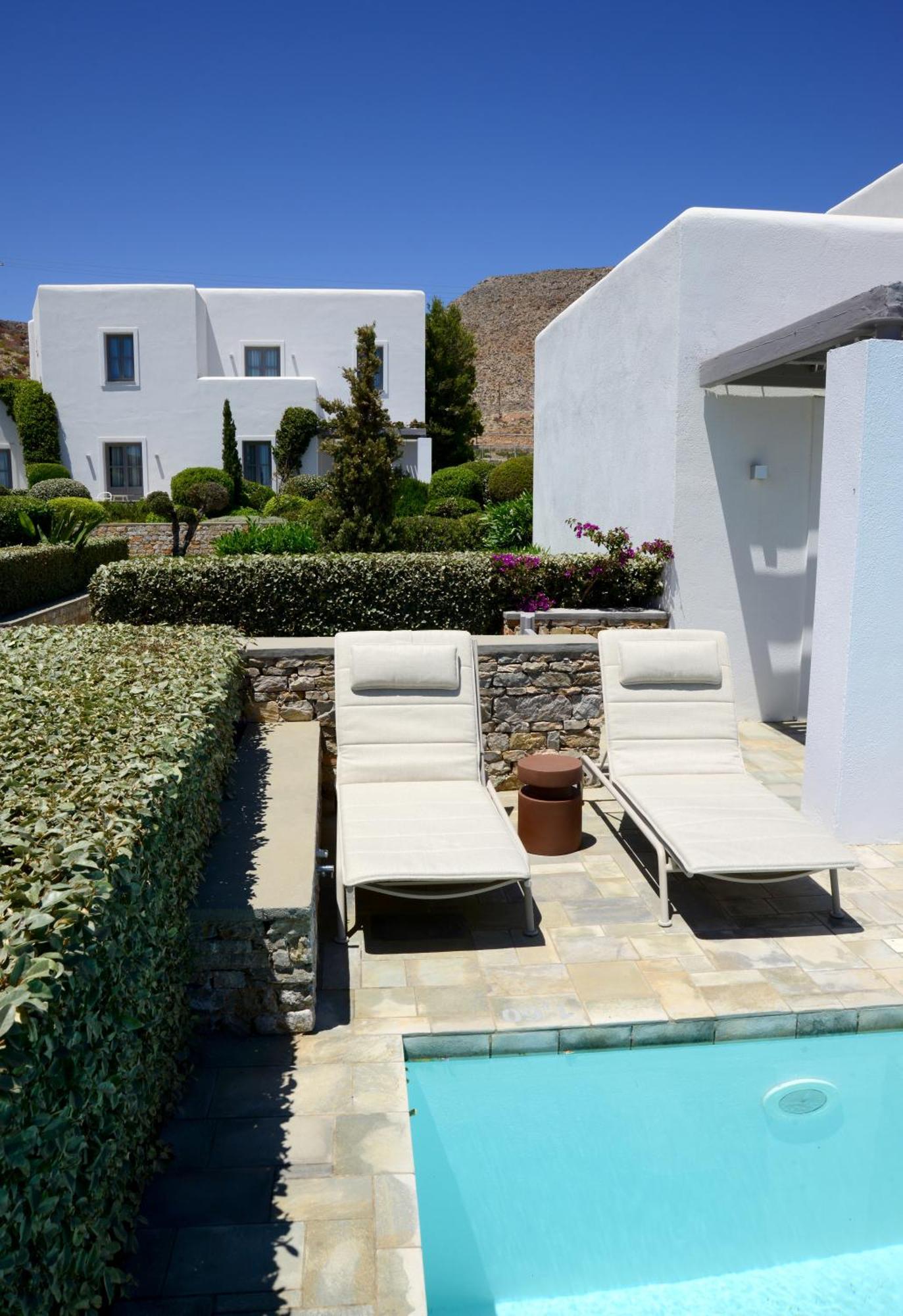 Anemi Folegandros Hotel 5*