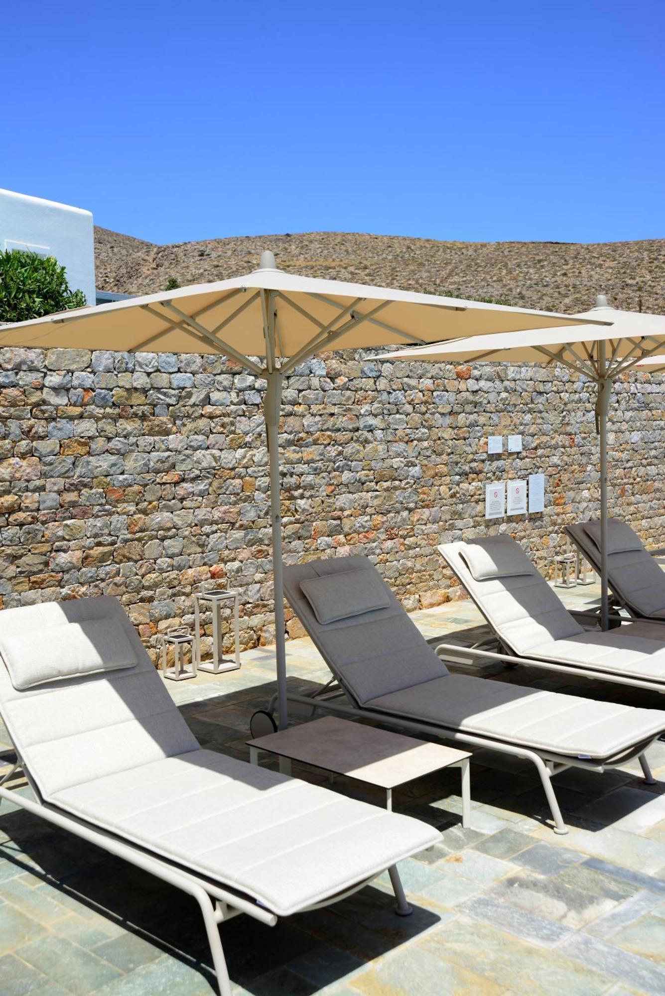 Anemi Folegandros 5*