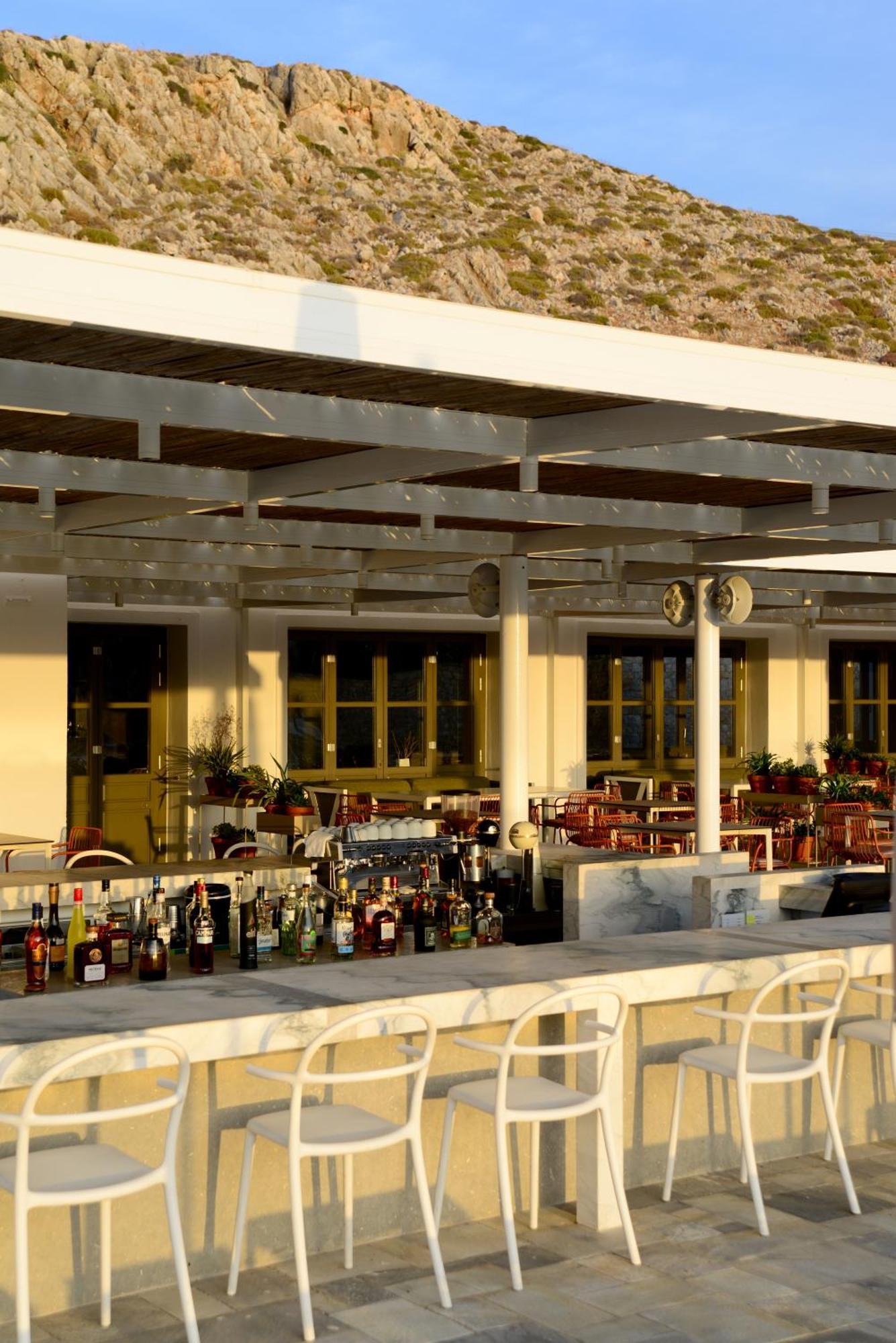 Hotel Anemi Folegandros 5*